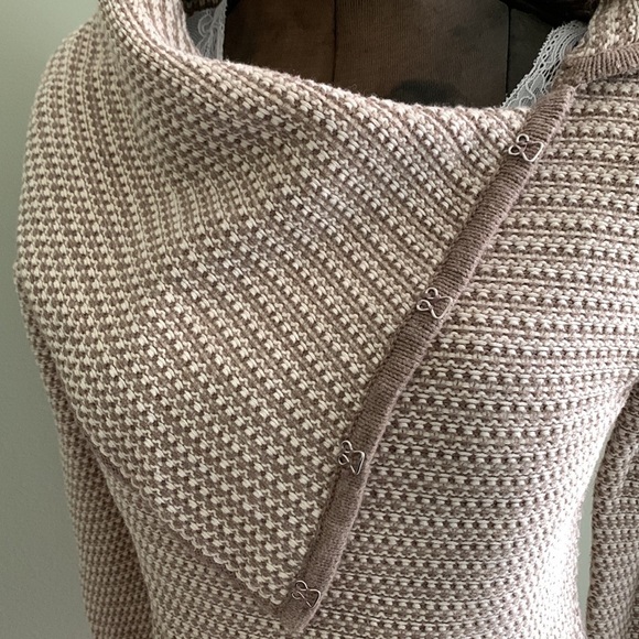 Willi smith oversized turtle neck sweater sz sm. Heavy knit with two tone. NWOT - Picture 2 of 13